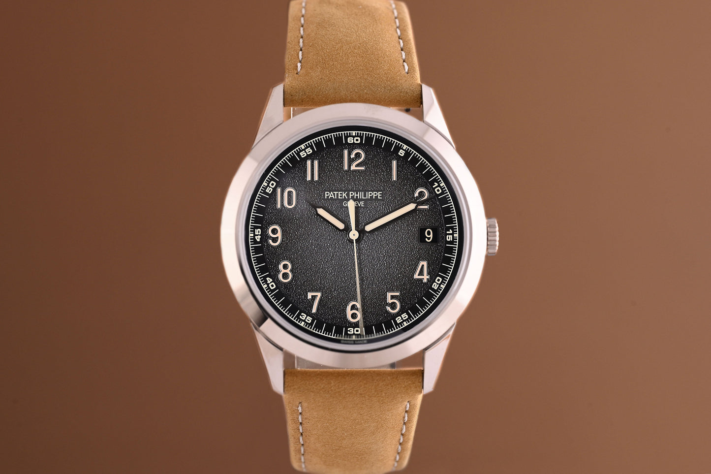 Patek Philippe Calatrava 5226G-001 - Full Set