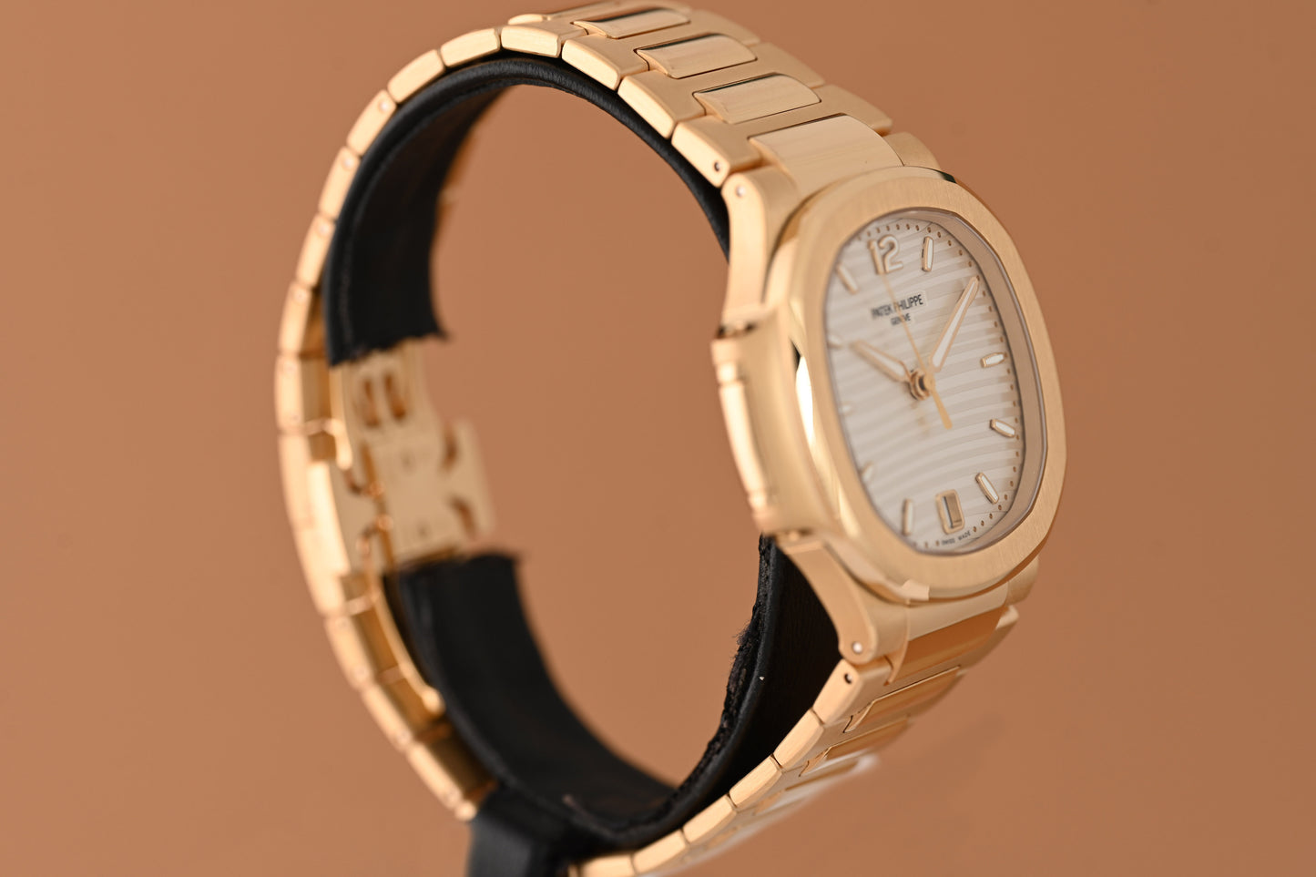 Patek Philippe Nautilus 7118/1R - Full Set - NEW