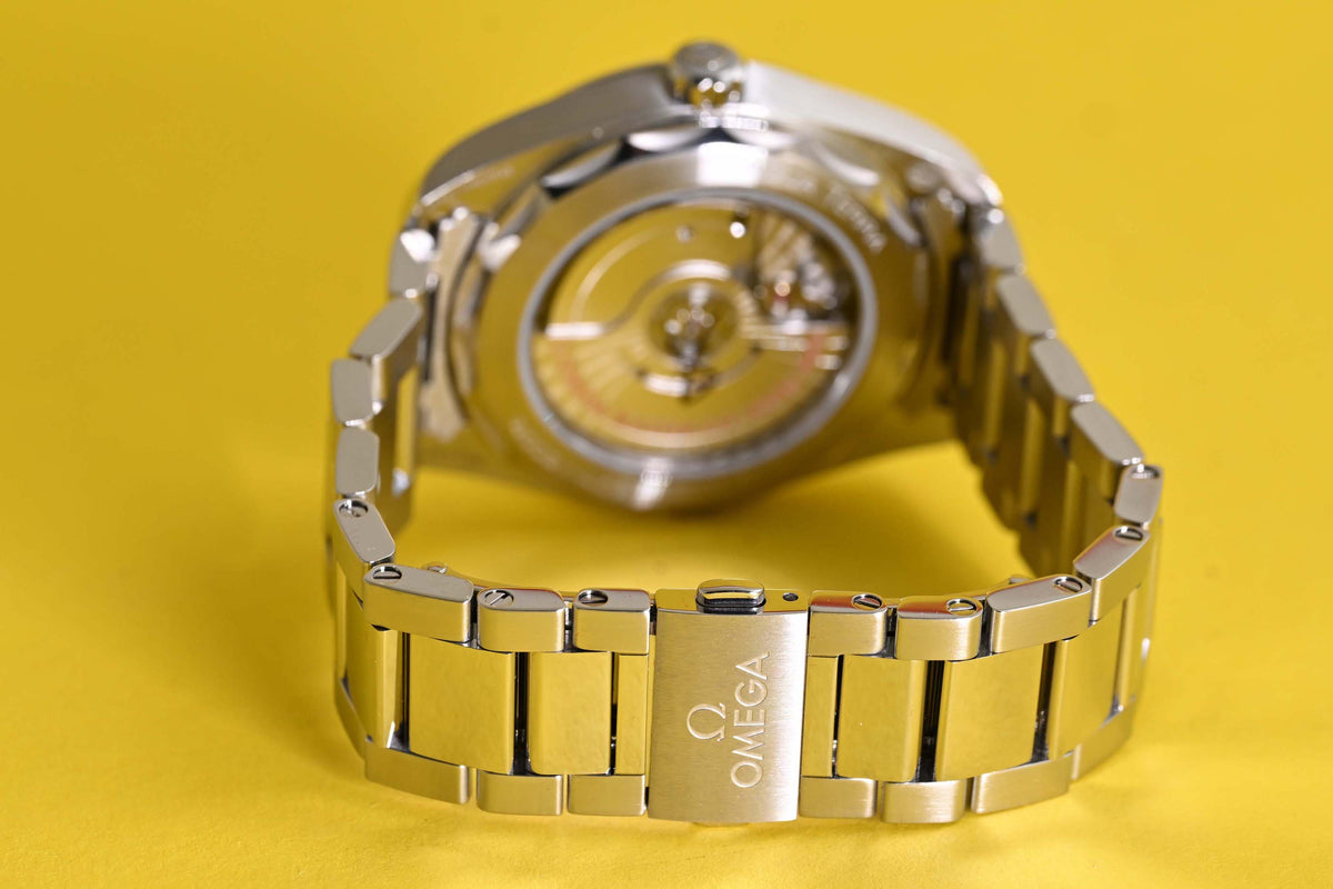 Omega Seamaster Aqua Terra 38mm - White Dial - Full Set