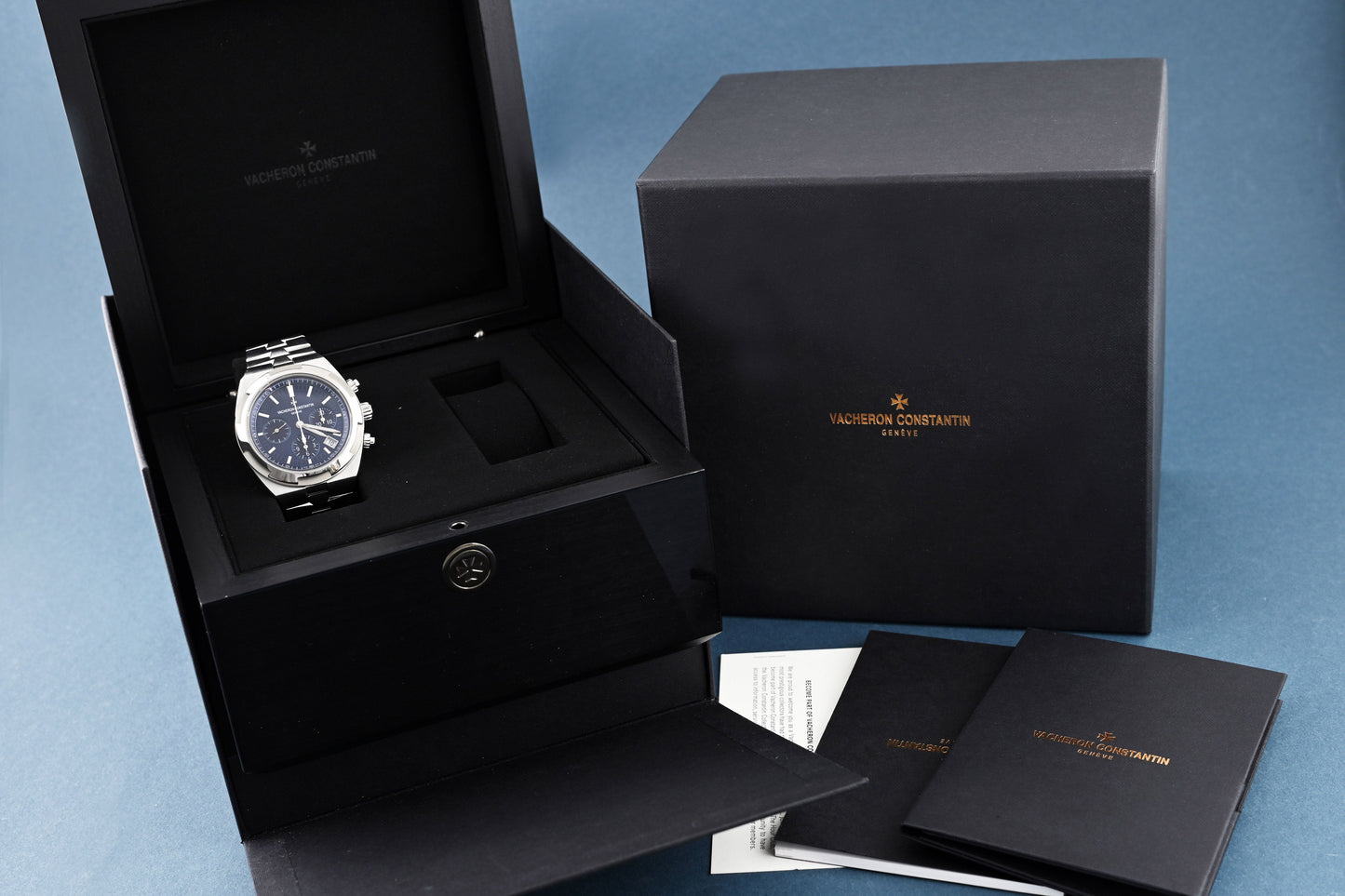 Vacheron Constantin Overseas Chronograph - Full Set