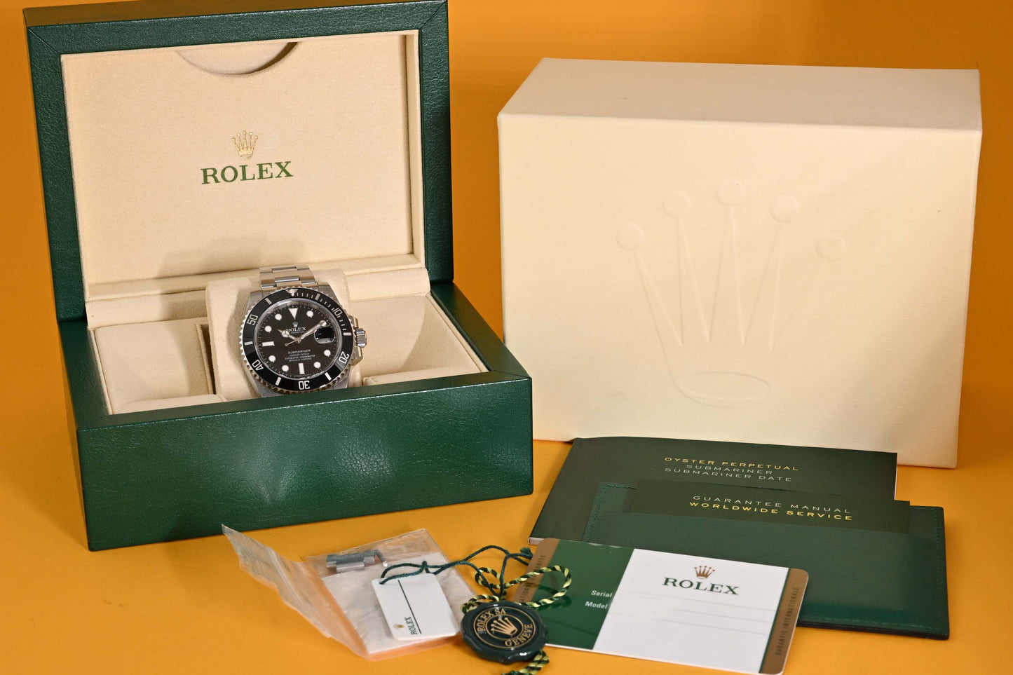 Rolex Submariner 116610LN - Full Set - 40mm - LC100