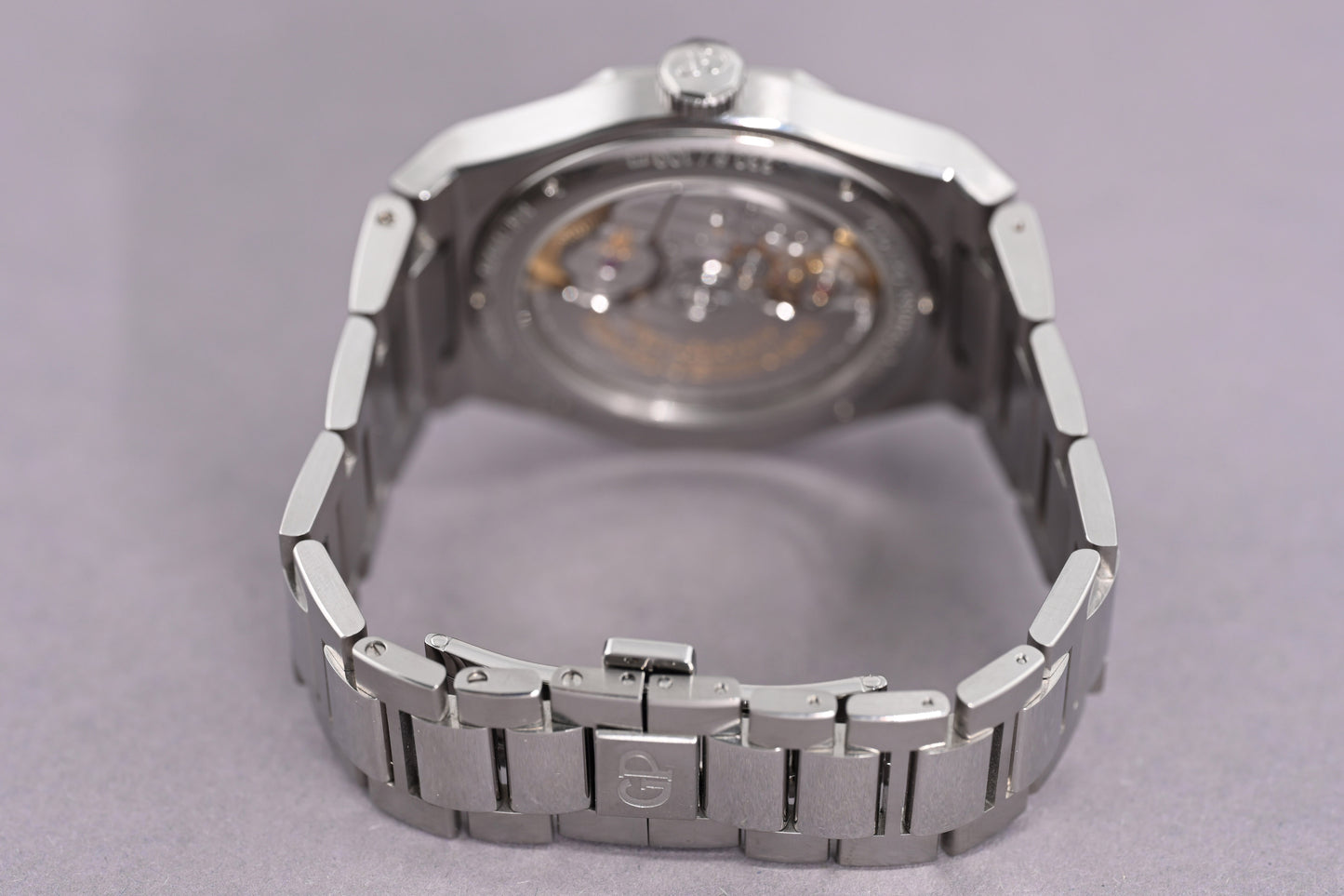 Girard Perregaux Laureato - Full Set