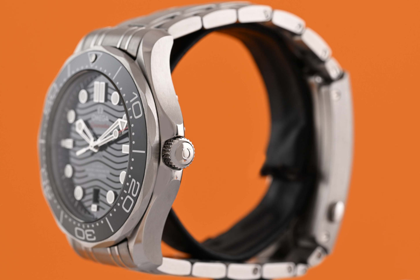 Omega Seamaster Diver 300M - Black Dial - Full Set