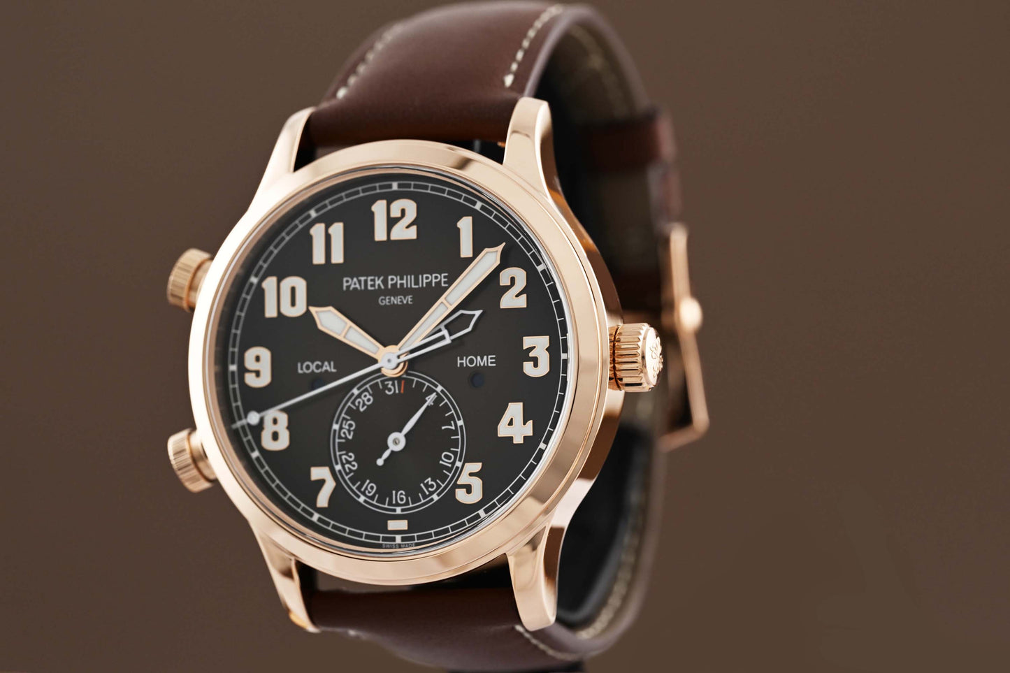 Patek Philippe Calatrava Pilot Travel Time 5524R-001 - Sunburst Brown Dial - Full Set