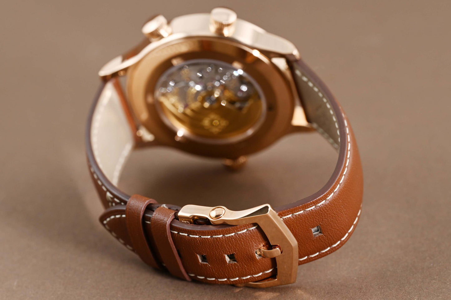 Patek Philippe Calatrava Pilot Travel Time 5524R-001 - Sunburst Brown Dial - Full Set