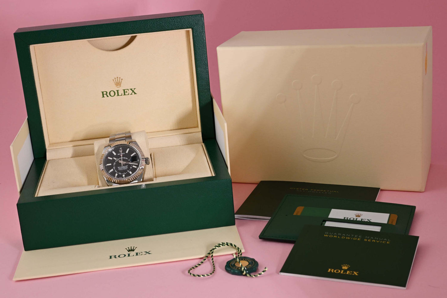 Rolex Sky-Dweller 326934 - Black Dial - Full Set