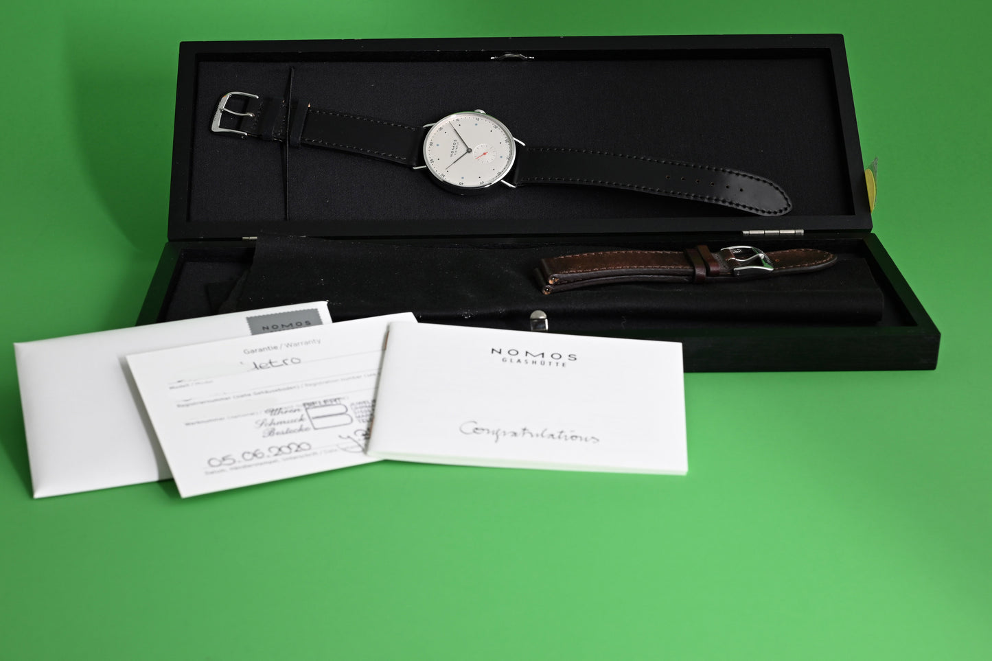 NOMOS Glashütte Metro 38 Ref.1109 - Full Set