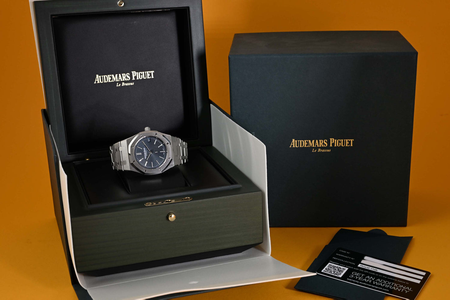 Audemars Piguet Royal Oak Jumbo Extraflach - 16202ST - Like New