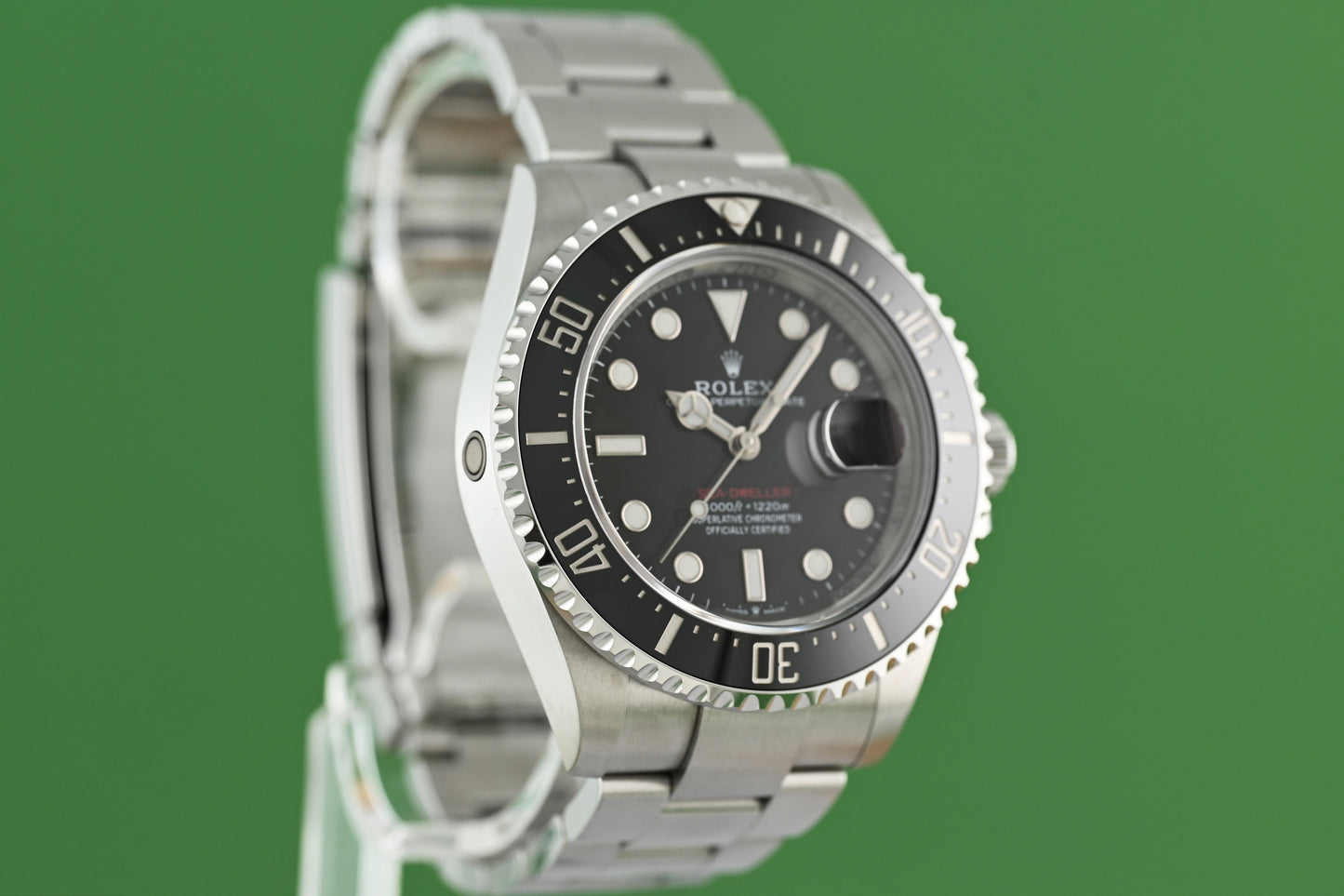 Rolex Sea Dweller Red 126600 - Full Set