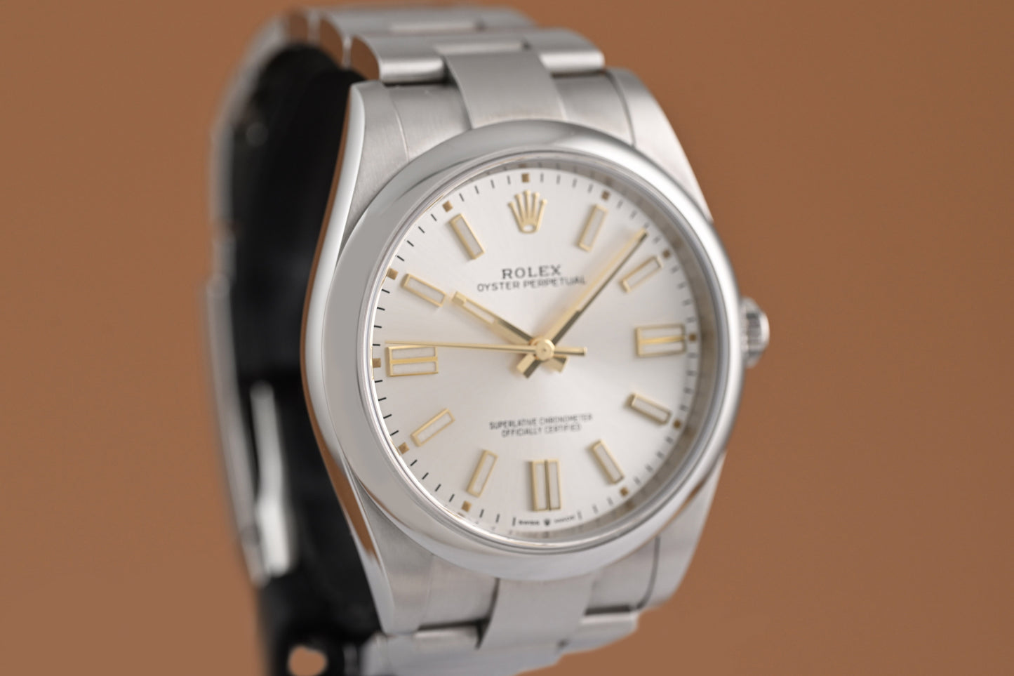 Rolex Oyster Perpetual 41mm 124300 - Silver Dial - Full Set