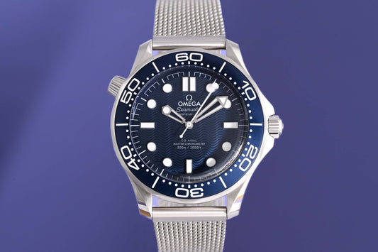 Omega Seamaster Diver 300M James Bond - Blue Dial - Full Set