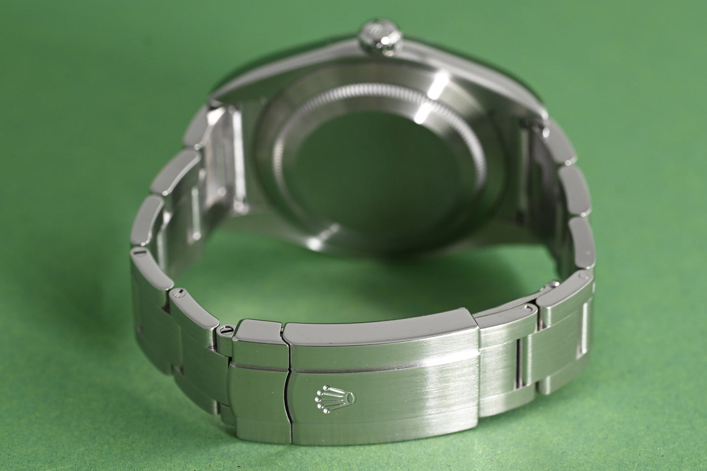 Rolex Oyster Perpetual 39mm 114300 - Grey - Box& Papers