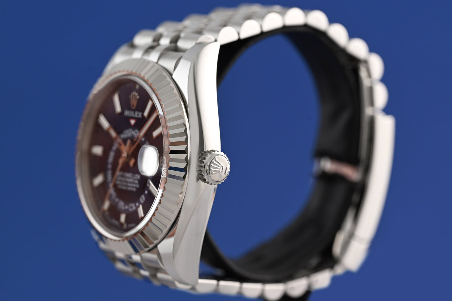 Rolex Sky-Dweller 326934 - Blue Dial - Full Set