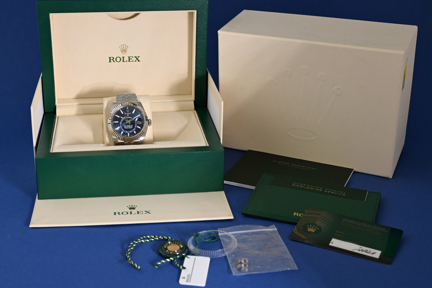 Rolex Sky-Dweller 326934 - Blue Dial - Full Set