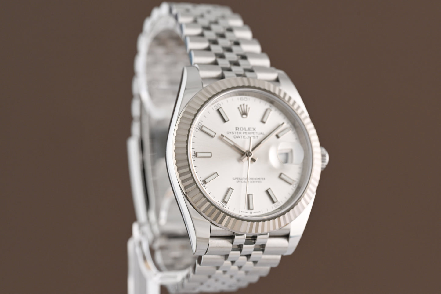 Rolex Datejust 41 - 126334 - Silver Dial - Full Set