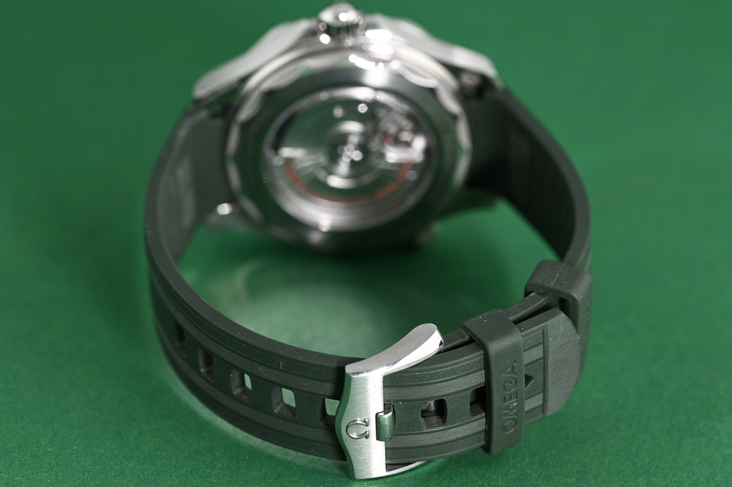 Omega Seamaster Diver 300M - Green Dial - Full Set