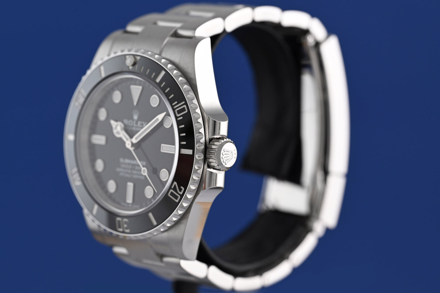 Rolex Submariner No Date 124060 - Full Set - NEW