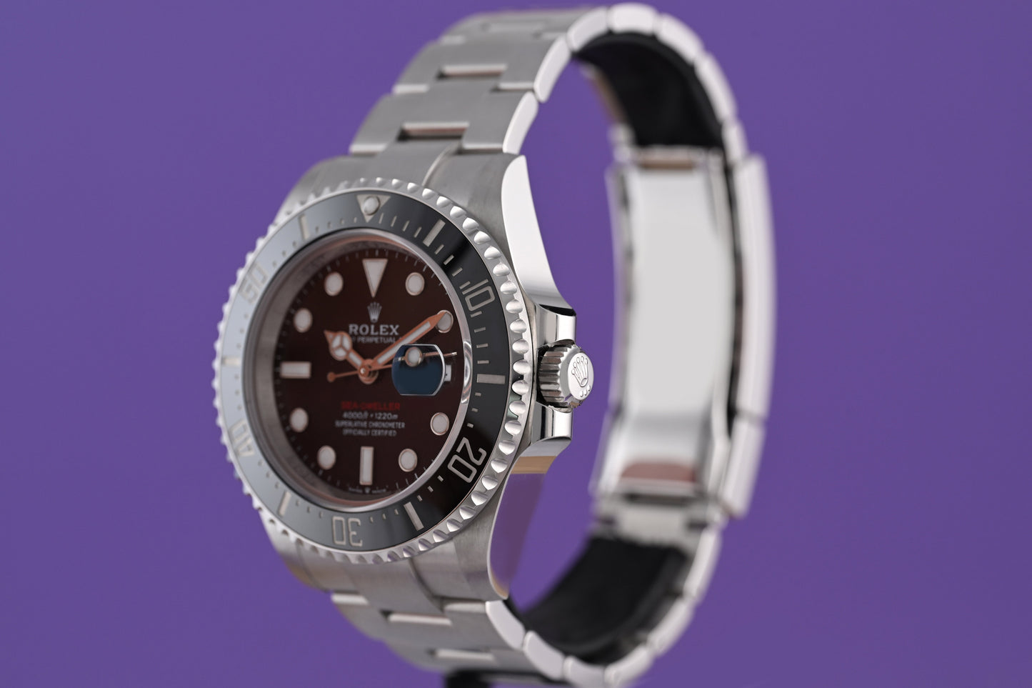 Rolex Sea Dweller 126600 - Full Set - Like New