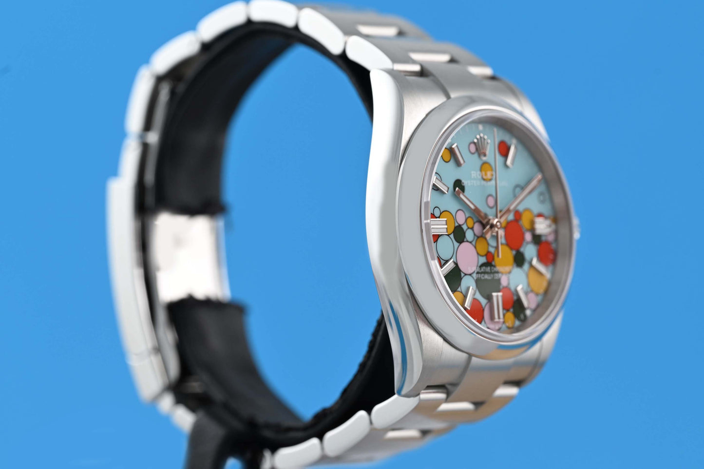 Rolex Oyster Perpetual 36 mm 126000 - Full Set - Celebration Dial - NEW