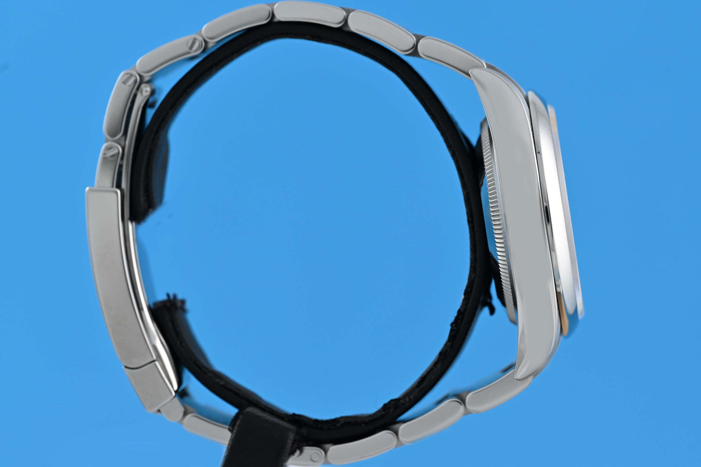 Rolex Oyster Perpetual 36 mm 126000 - Full Set - Celebration Dial - NEW