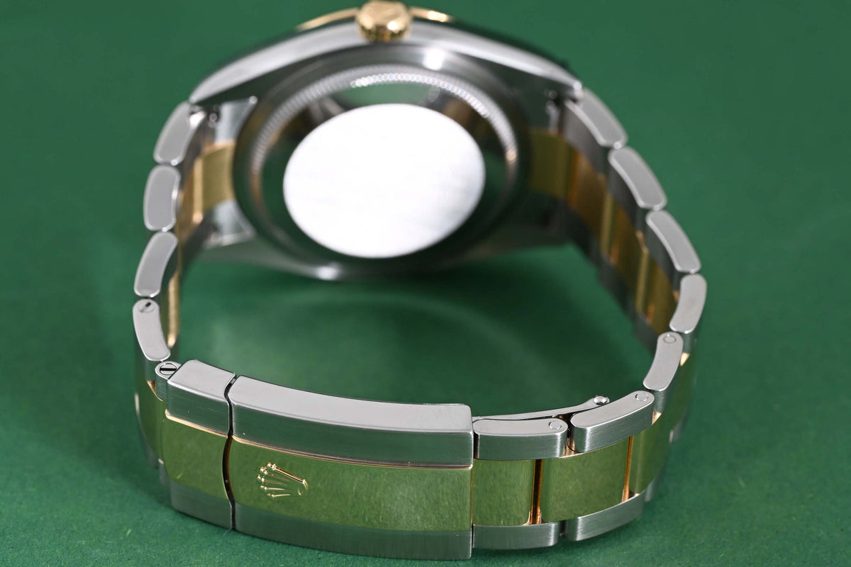 Rolex Datejust 36 - 126233 Green Dial - Full Set