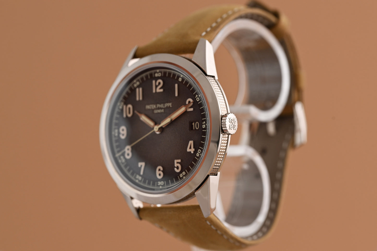 Patek Philippe Calatrava 5226G-001 - Full Set