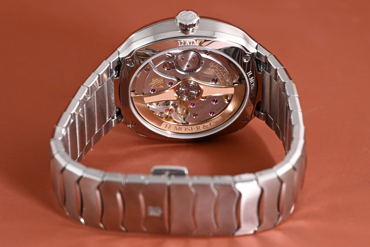H.Moser & Cie Streamliner - Smoked Salmon Dial - Full Set - NEW