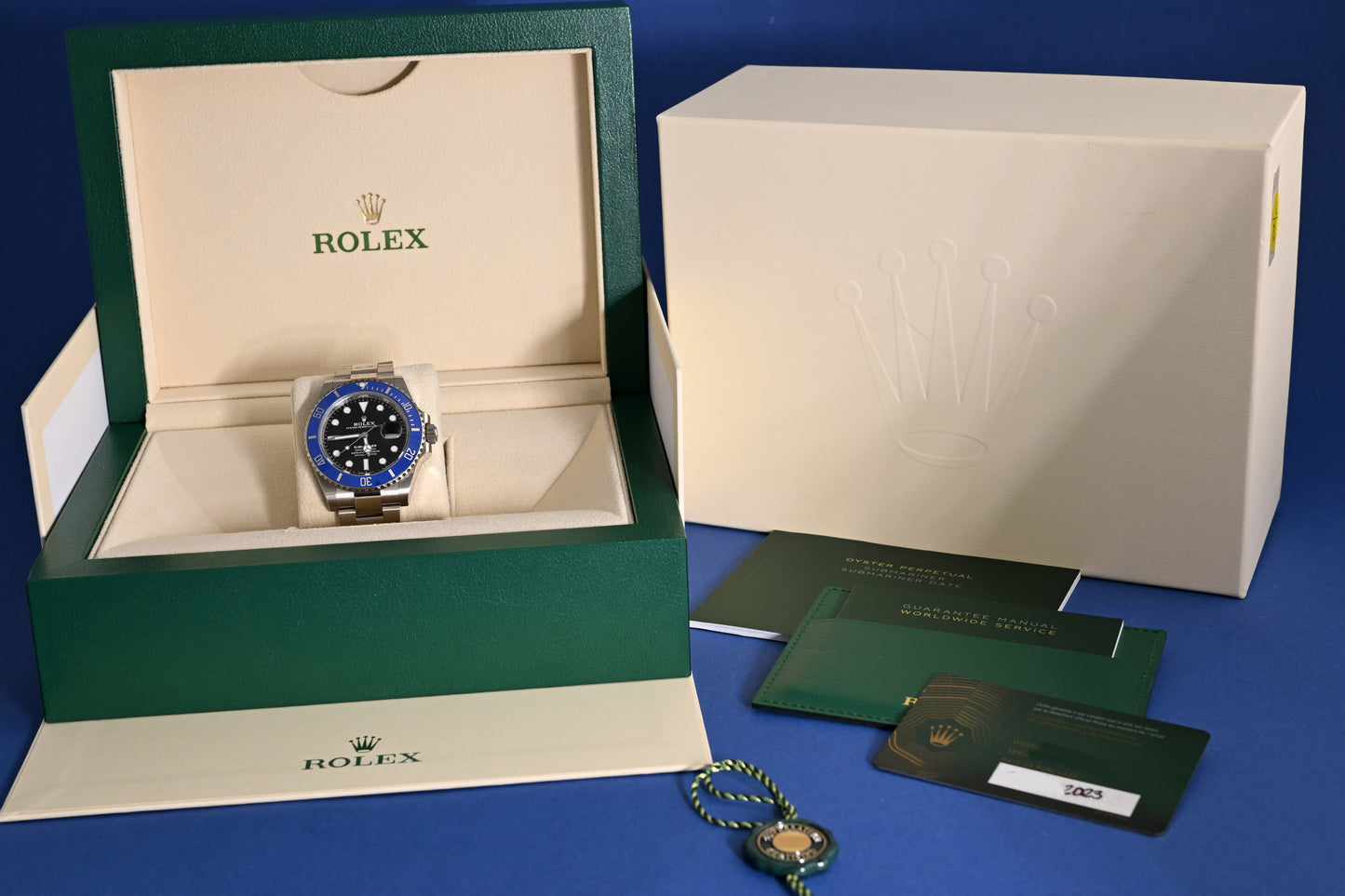 Rolex Submariner 126619LB - Full Set - 41mm