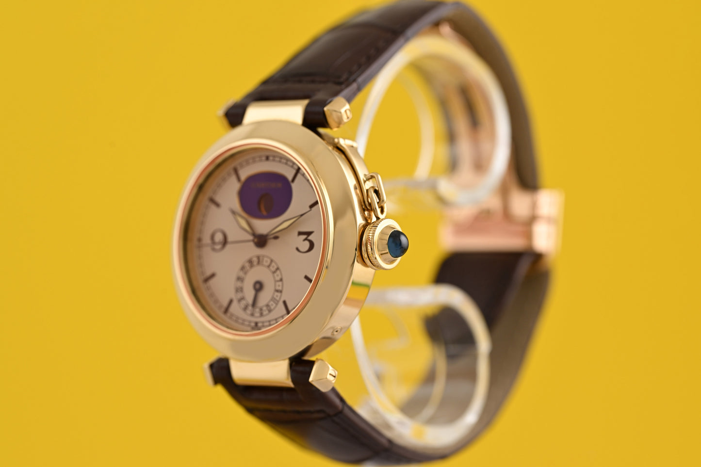 Cartier Pasha Moonphase - 18k Yellow Gold - Full Set
