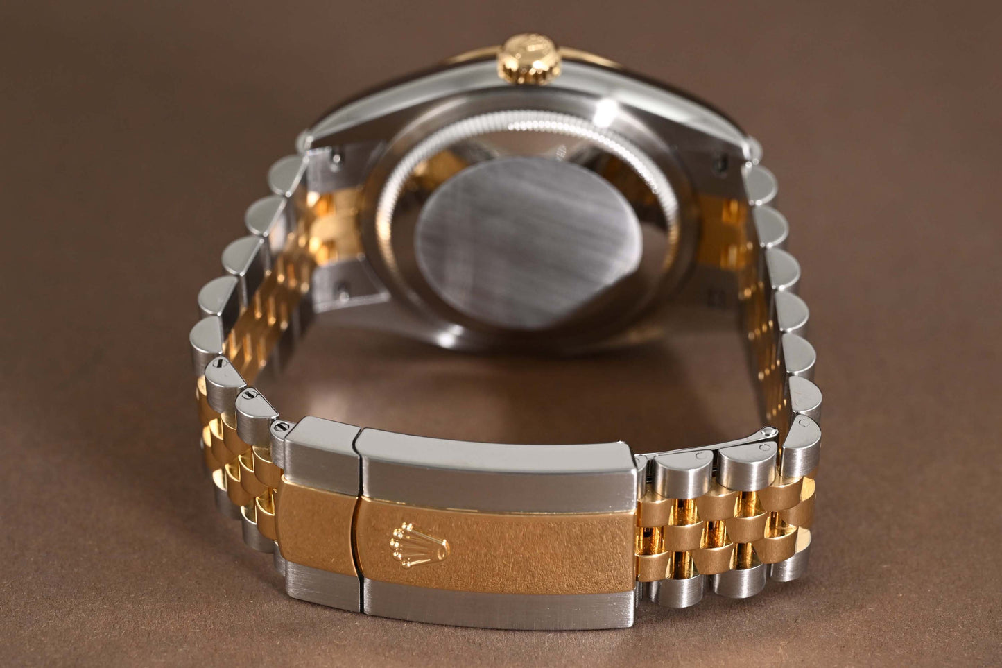 Rolex Oyster Perpetual Datejust 126233 - Full Set - Palm Dial