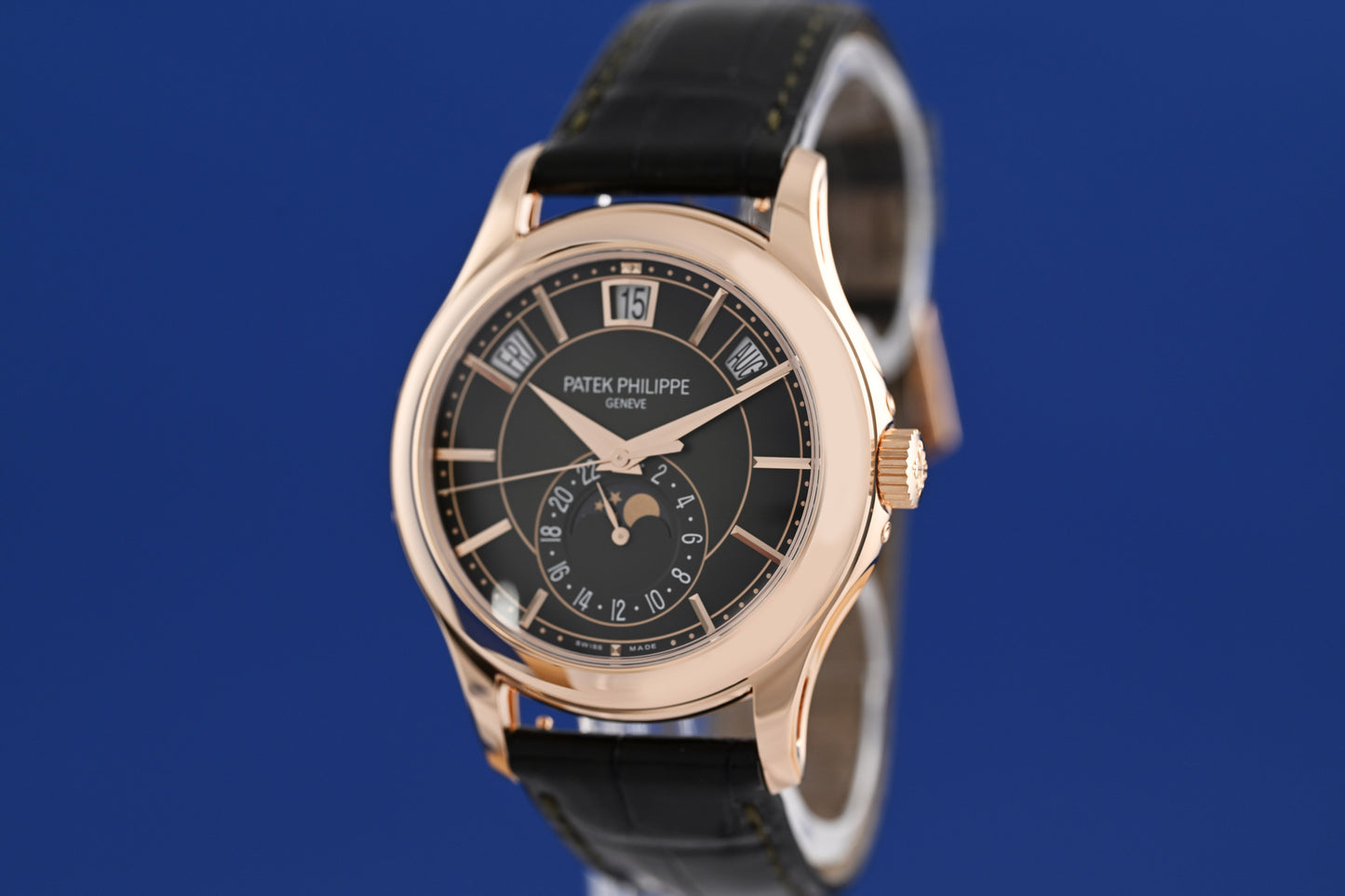 Patek Philippe Annual Calendar - 5205R-011 - Rose Gold - Full Set - Green Dial - NEW