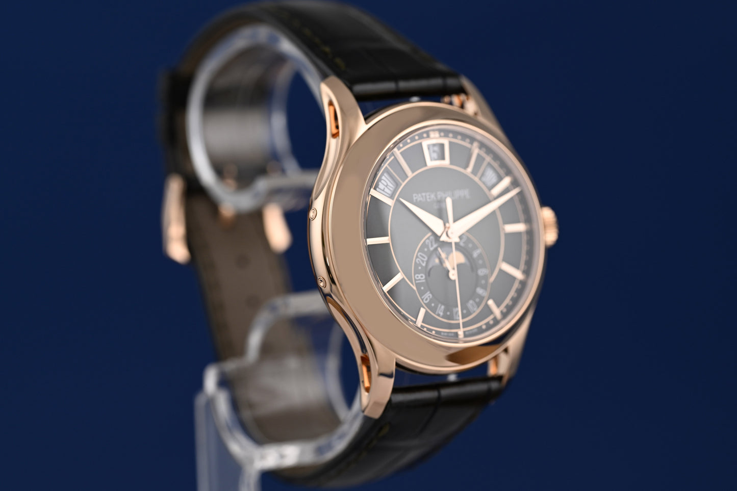 Patek Philippe Annual Calendar - 5205R-011 - Rose Gold - Full Set - Green Dial - NEW