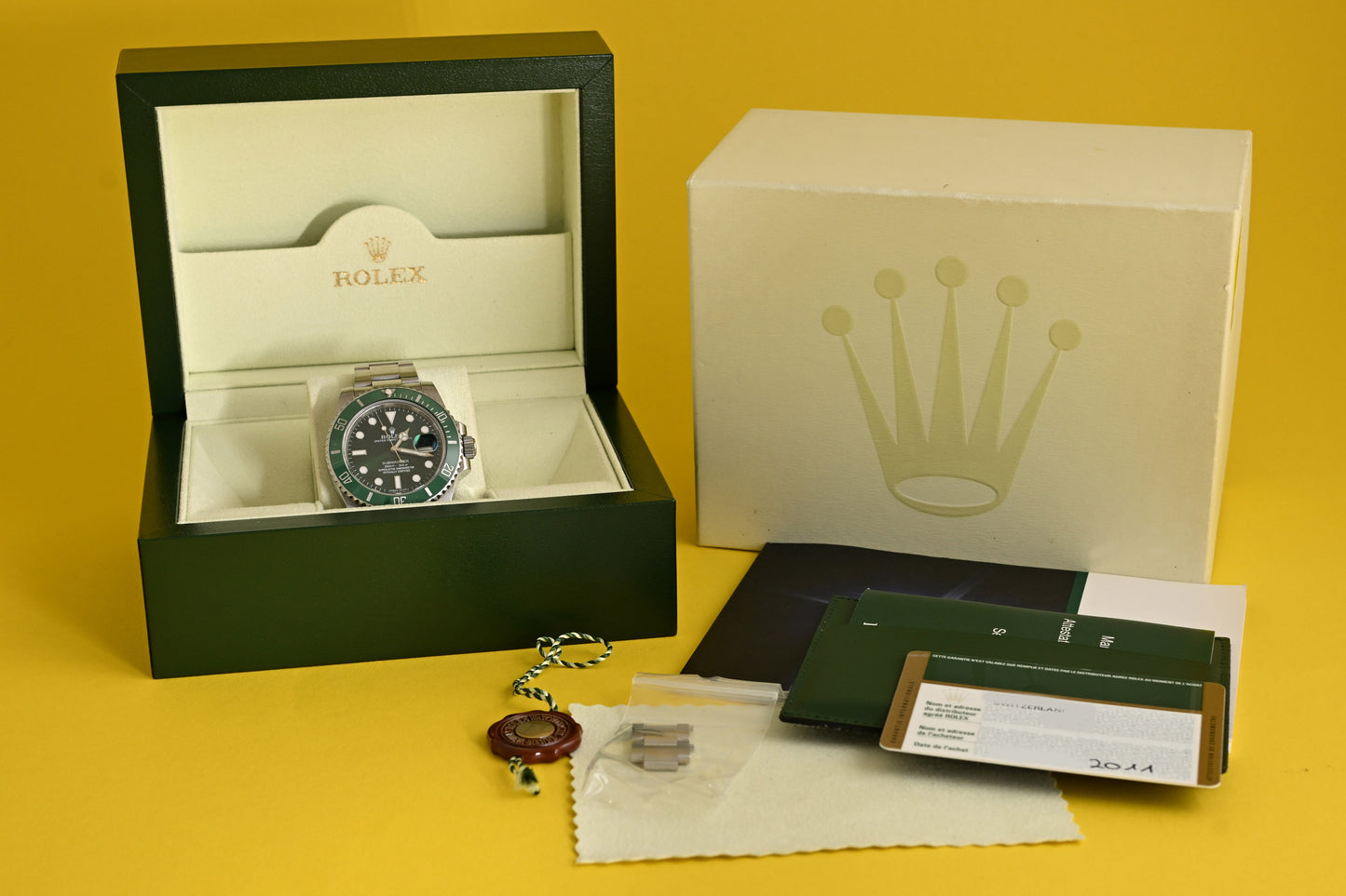 Rolex Submariner 116610LV - Full Set - Hulk
