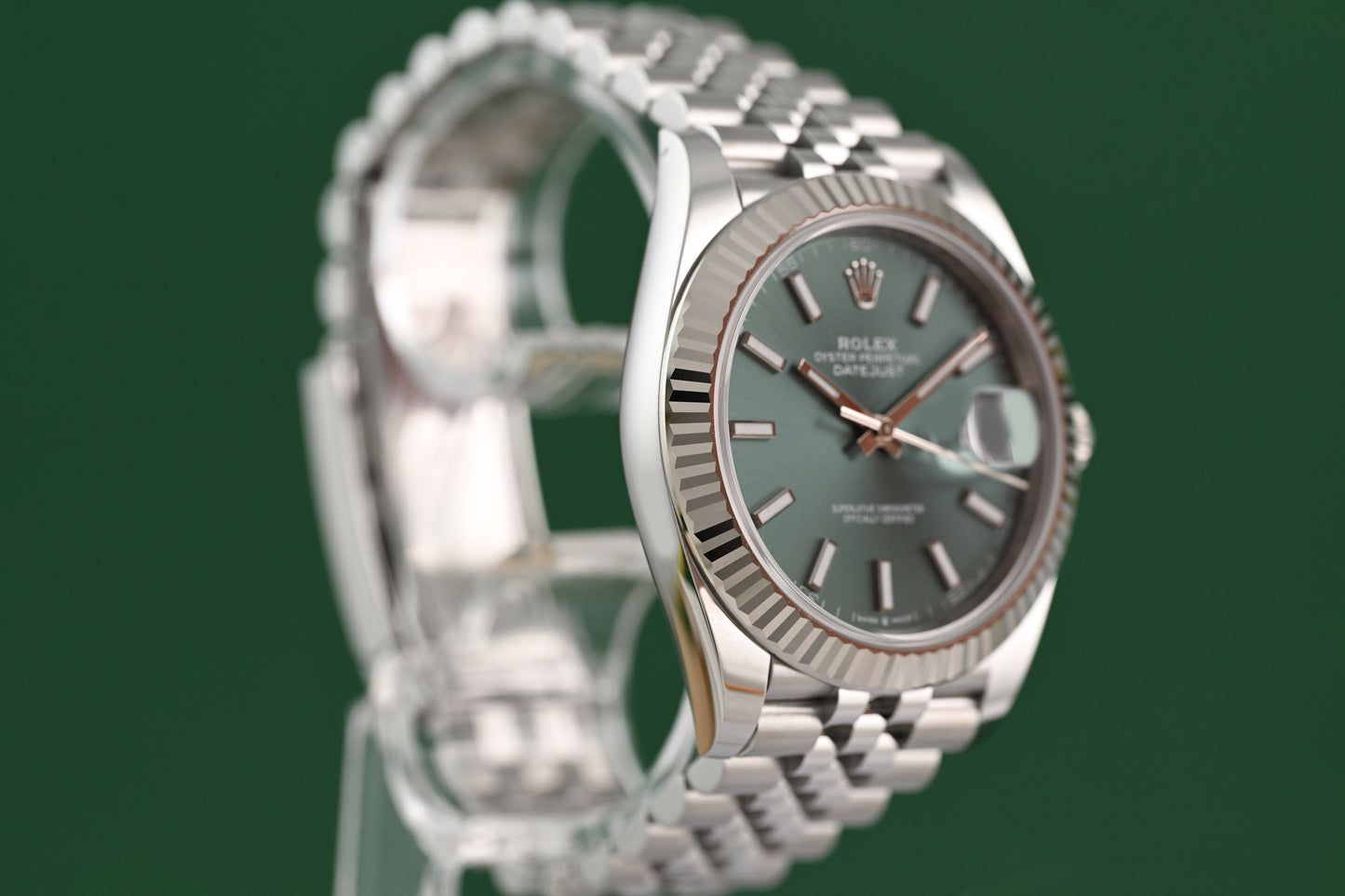Rolex Datejust 41 - 126334 - Green Dial - Full Set - NEW