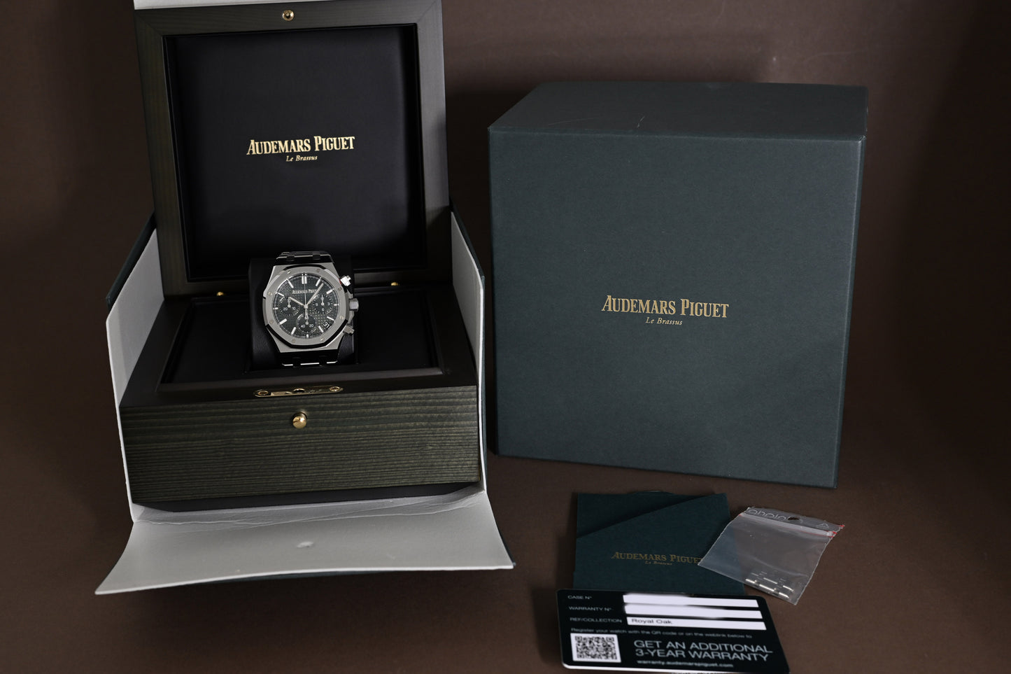Audemars Piguet Royal Oak Chronograph 41mm - Full Set - Green Dial - NEW