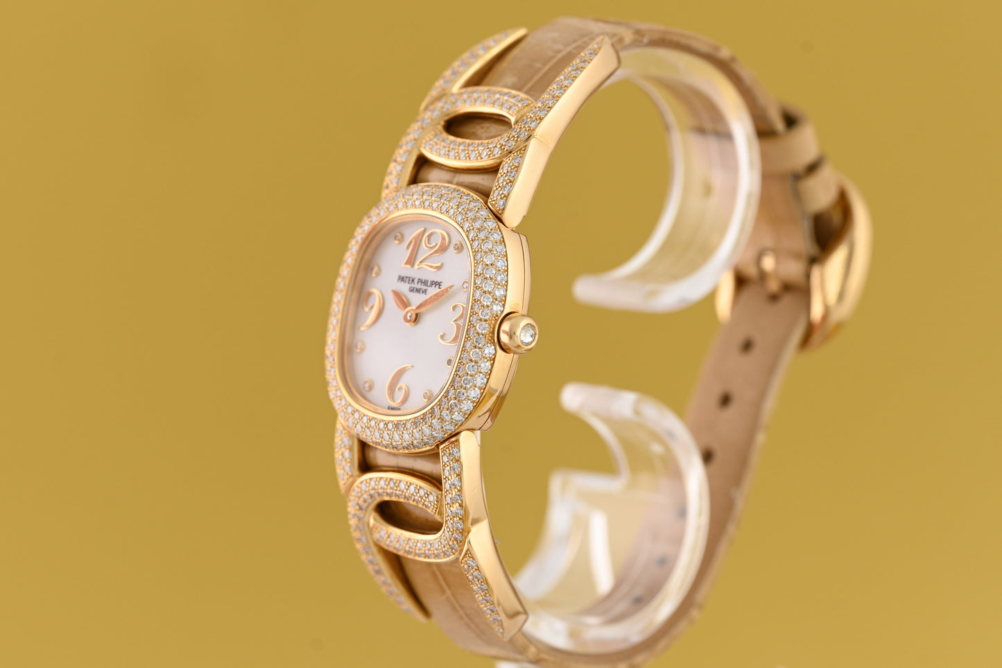 Patek Philippe Ellipse Lady - Ref. 4832 Yellow Gold