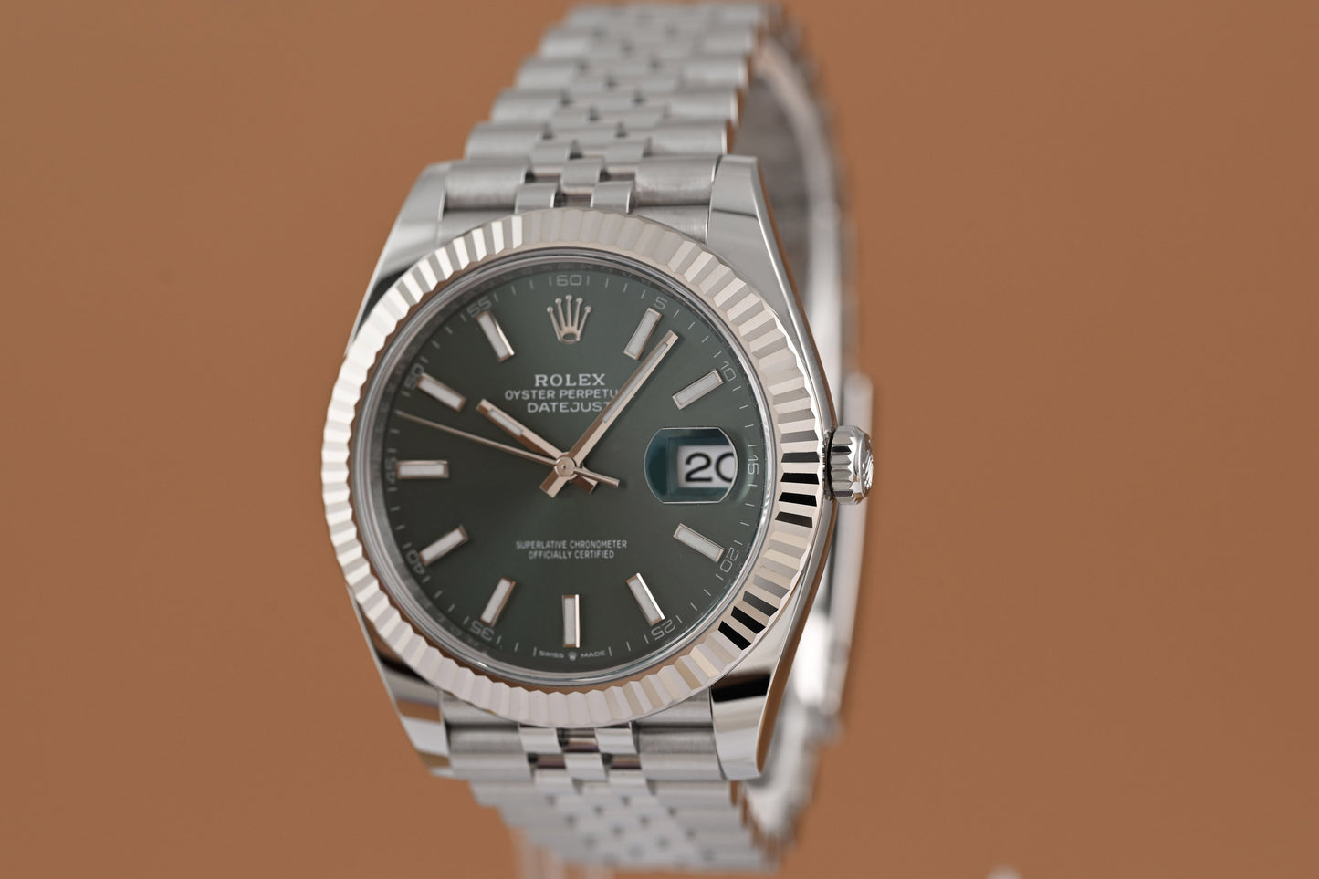 Rolex Datejust 41 - 126334 - Green Dial - Full Set - Like New 2025