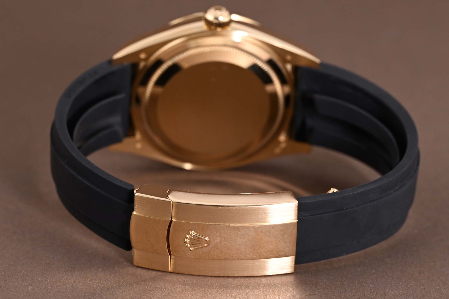Rolex Sky Dweller Yellow Gold 326238 - Black Dial - Full Set