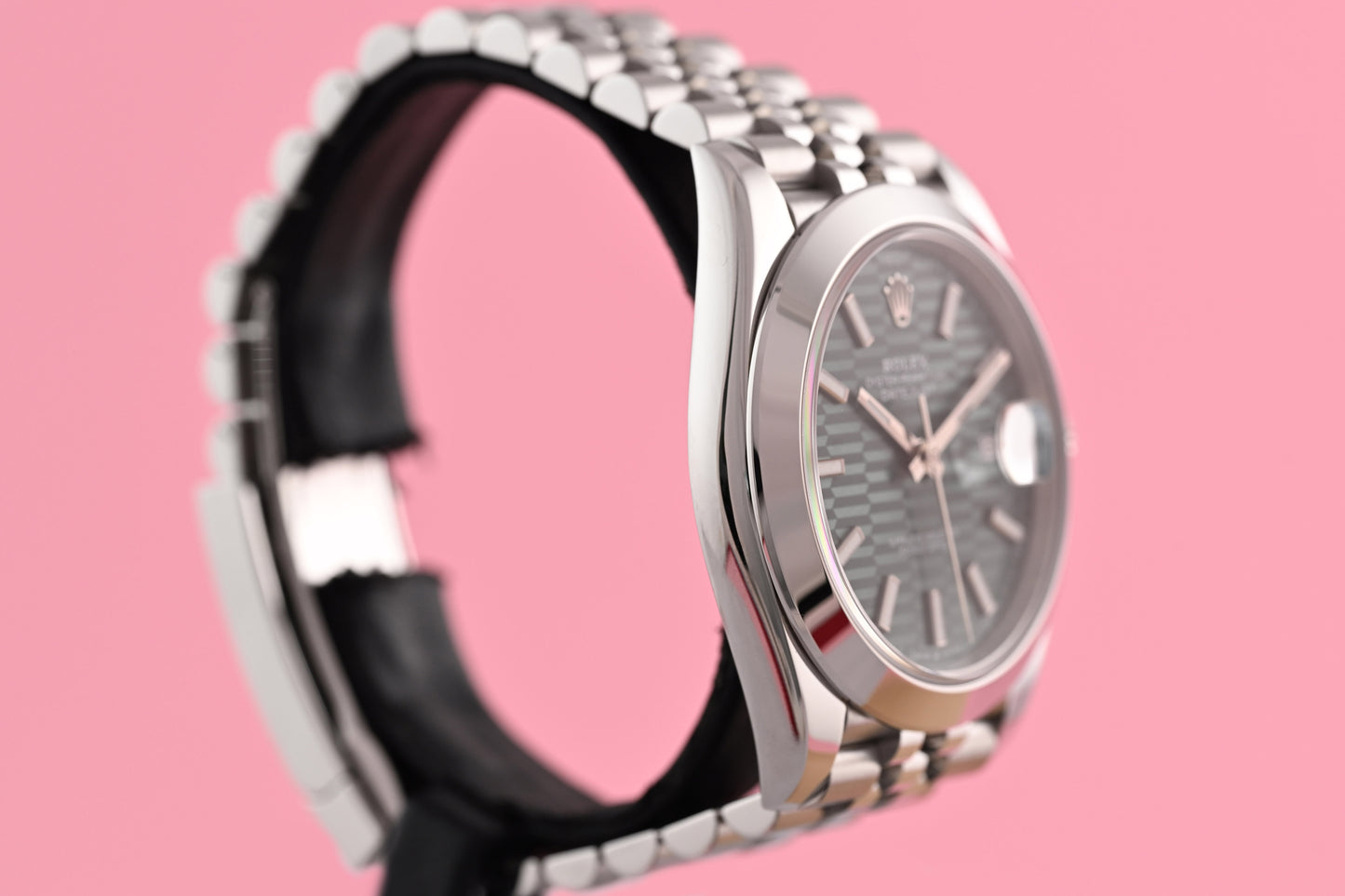 Rolex Datejust 41 - 126300 - Green Motif Dial - Full Set