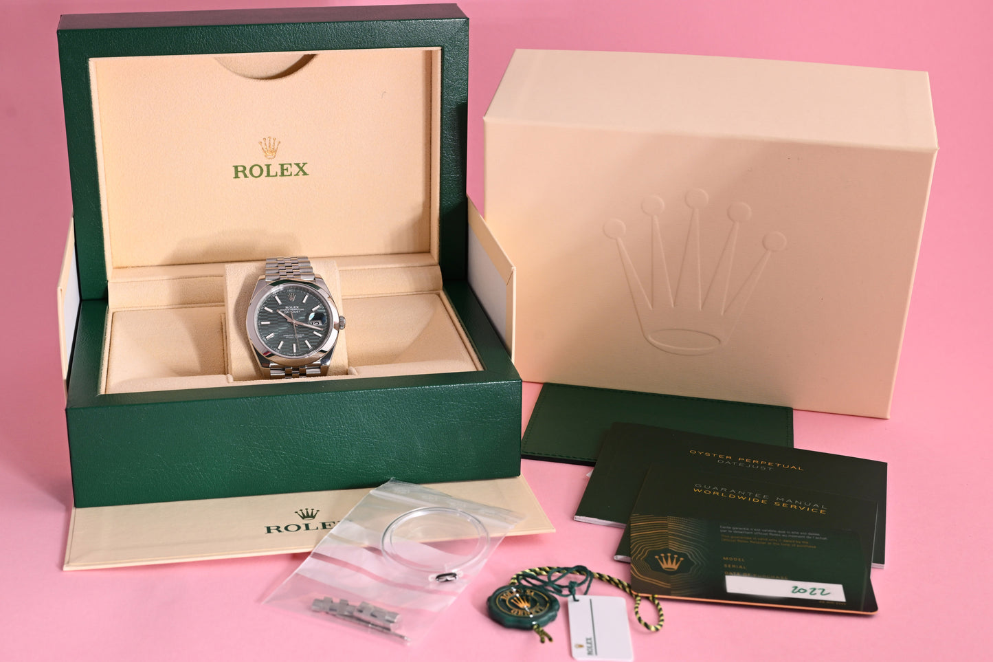 Rolex Datejust 41 - 126300 - Green Motif Dial - Full Set
