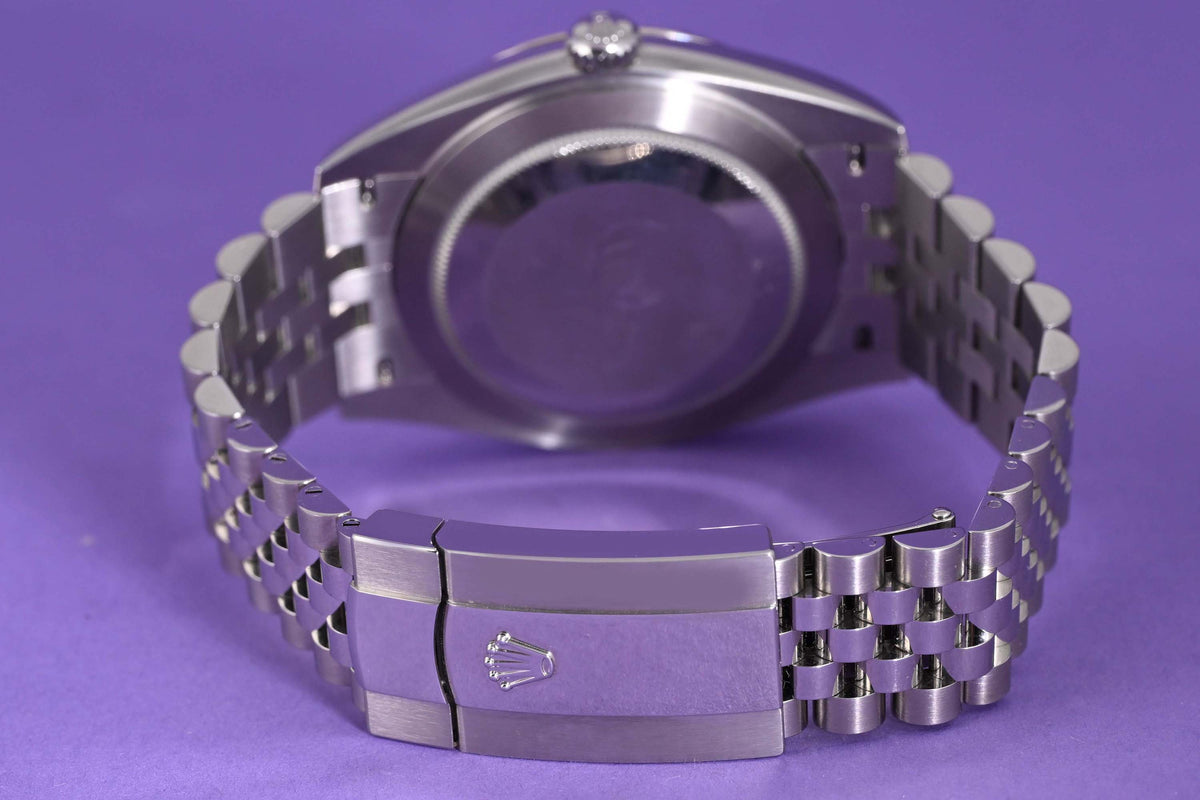 Rolex Datejust 41 - 126334 Blue Dial - Full Set - Like NEW