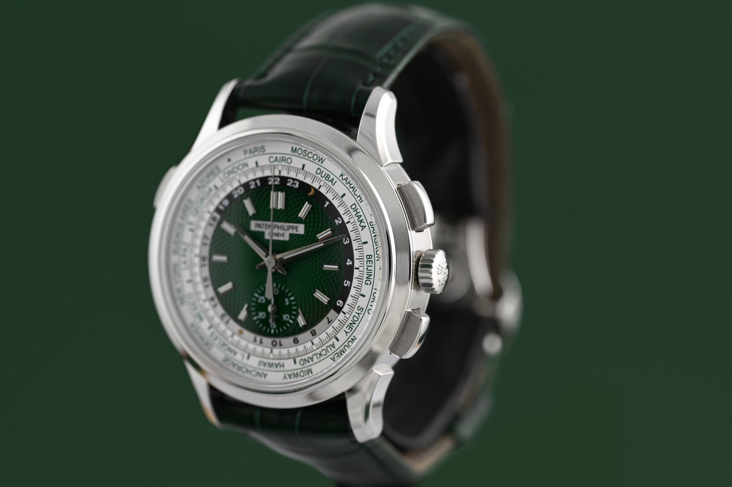 Patek Philippe World Time 5930P-001 - Green Dial - Full Set