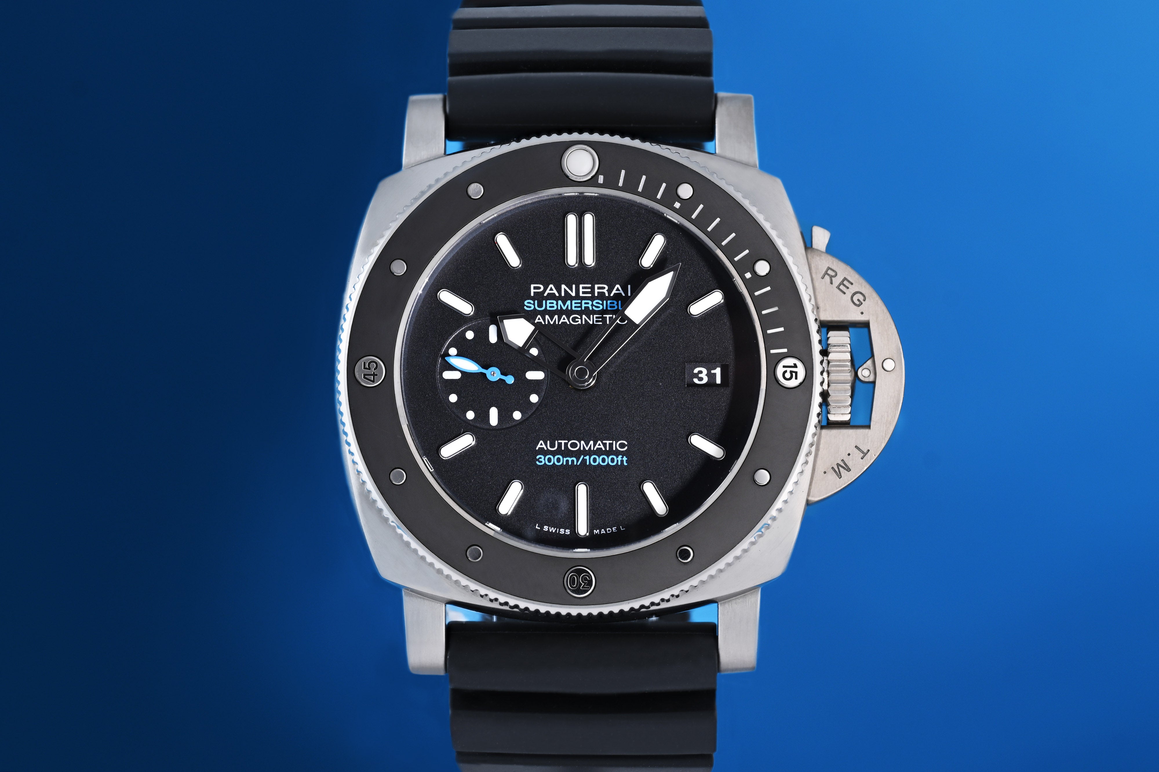 Panerai Luminor Submersible 1950 PAM01389 Box und Papiere