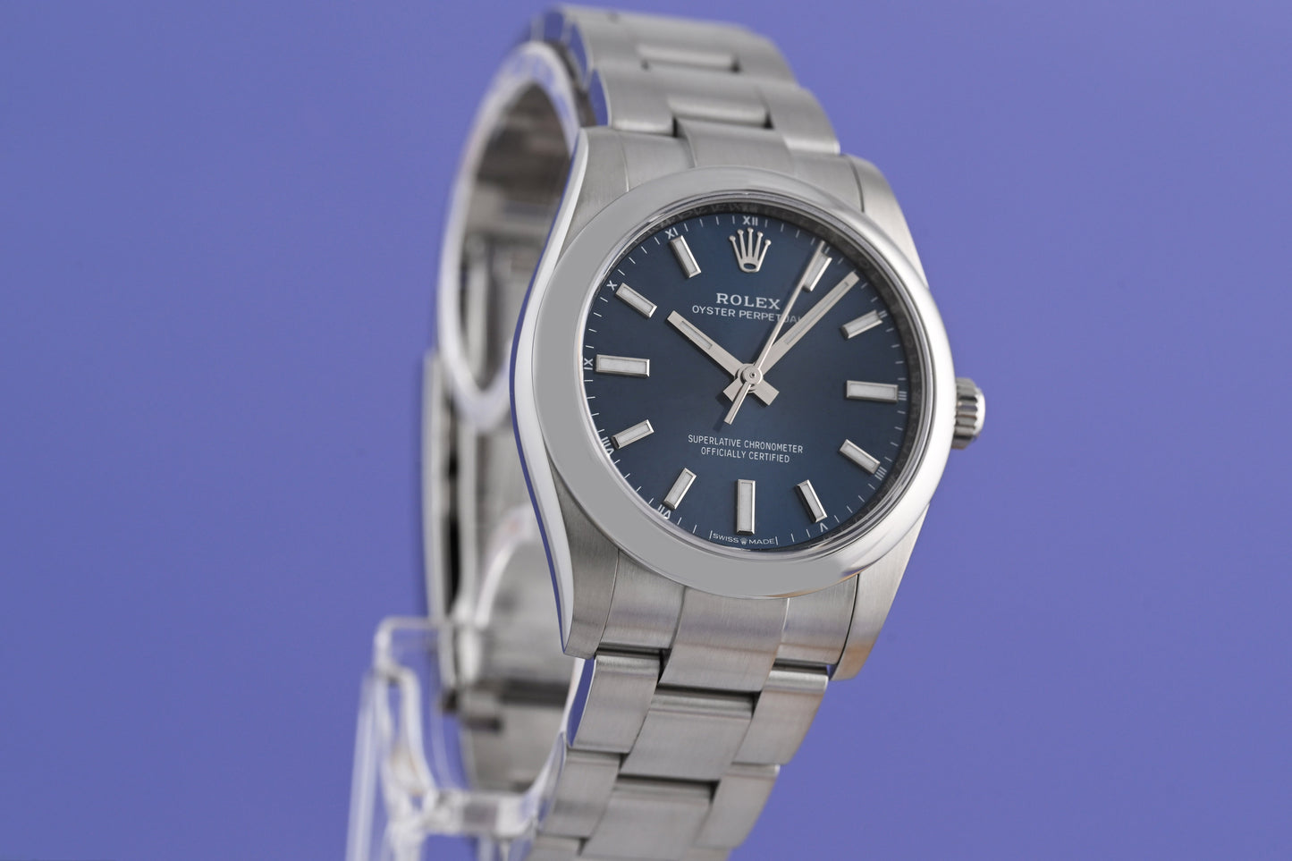 Rolex Oyster Perpetual 34 mm 124200 - Full Set - Blue Dial