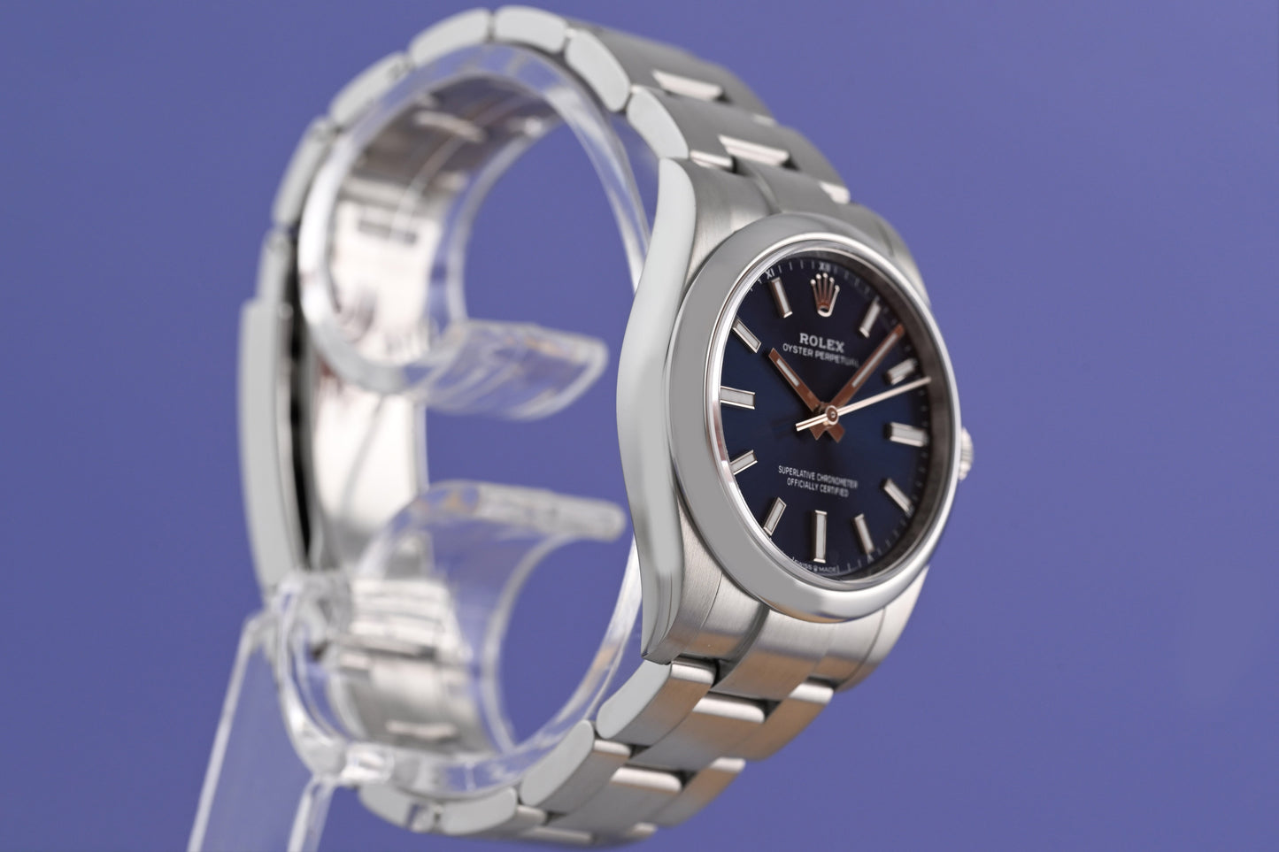 Rolex Oyster Perpetual 34 mm 124200 - Full Set - Blue Dial