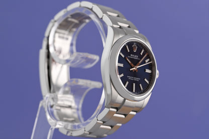 Rolex Oyster Perpetual 34 mm 124200 - Full Set - Blue Dial