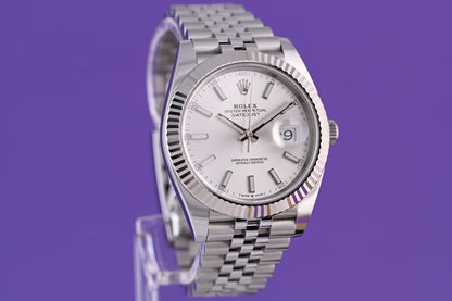 Rolex Datejust 41 - 126334 - Silver Dial - Full Set