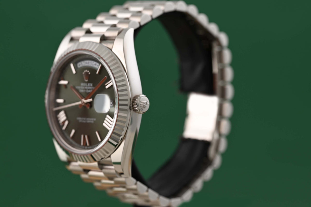 Rolex Day Date 40 Weißgold 228239 - Green Dial - Full Set - Like New 2024