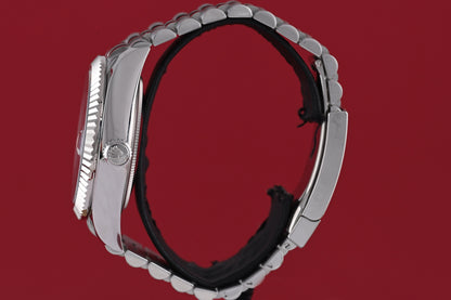 Rolex Sky-Dweller 326934 - Full Set - Black Dial