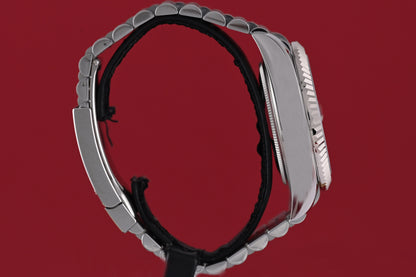 Rolex Sky-Dweller 326934 - Full Set - Black Dial